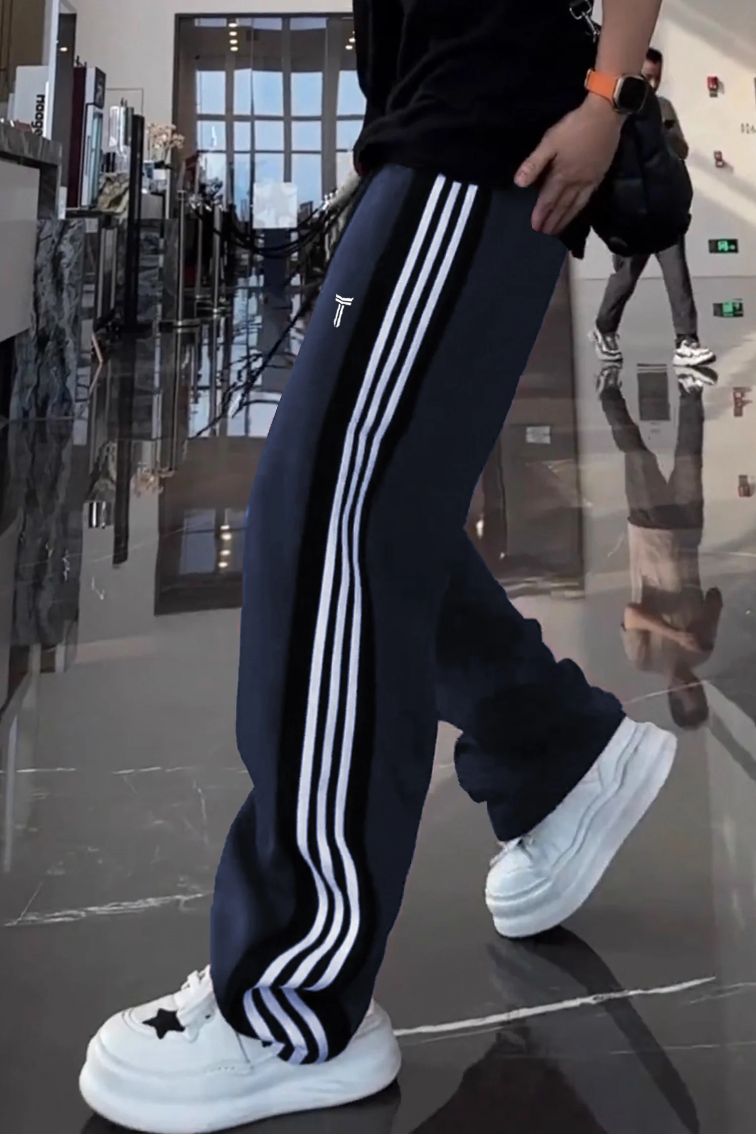 Thumbnail 9