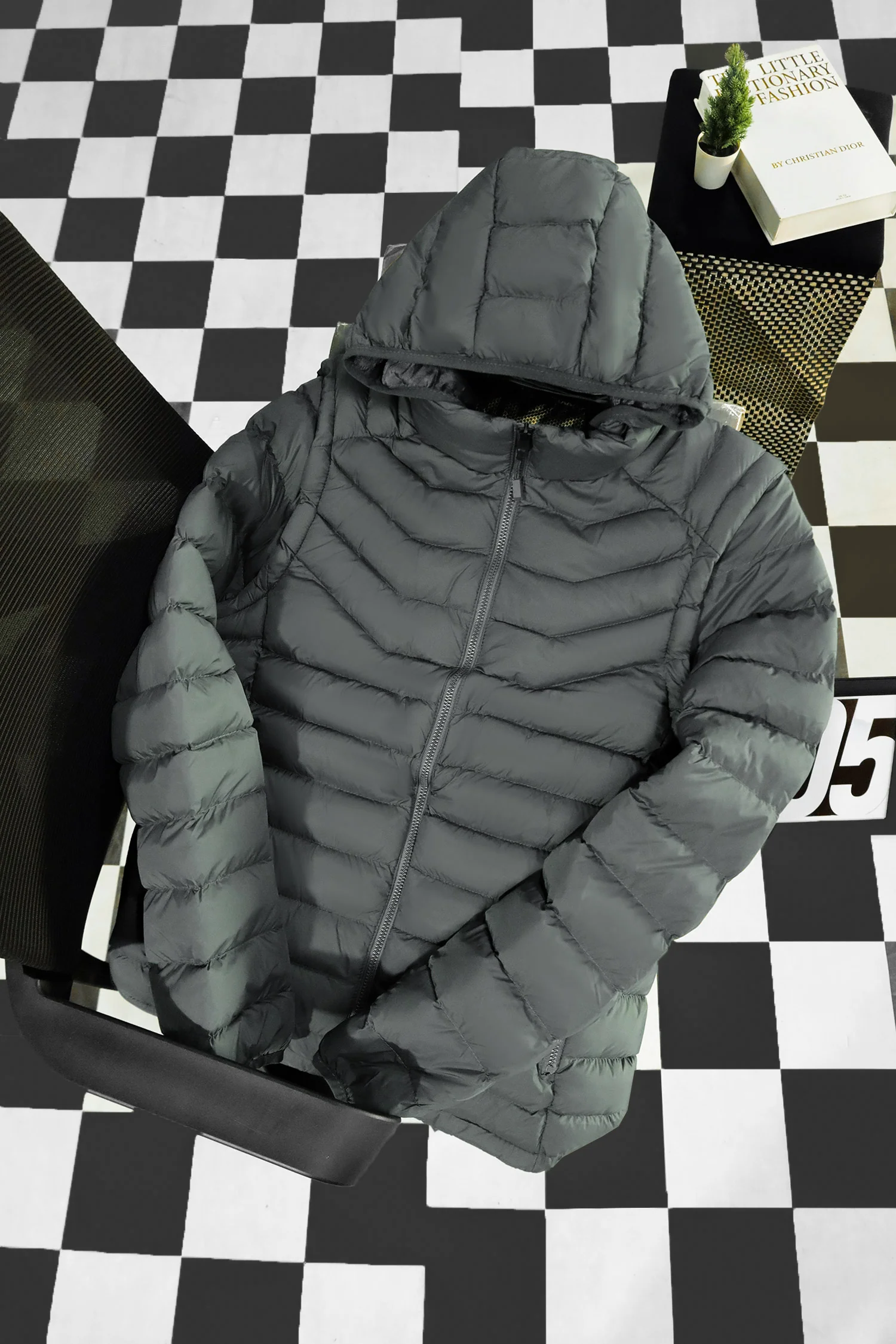 Thumbnail 5