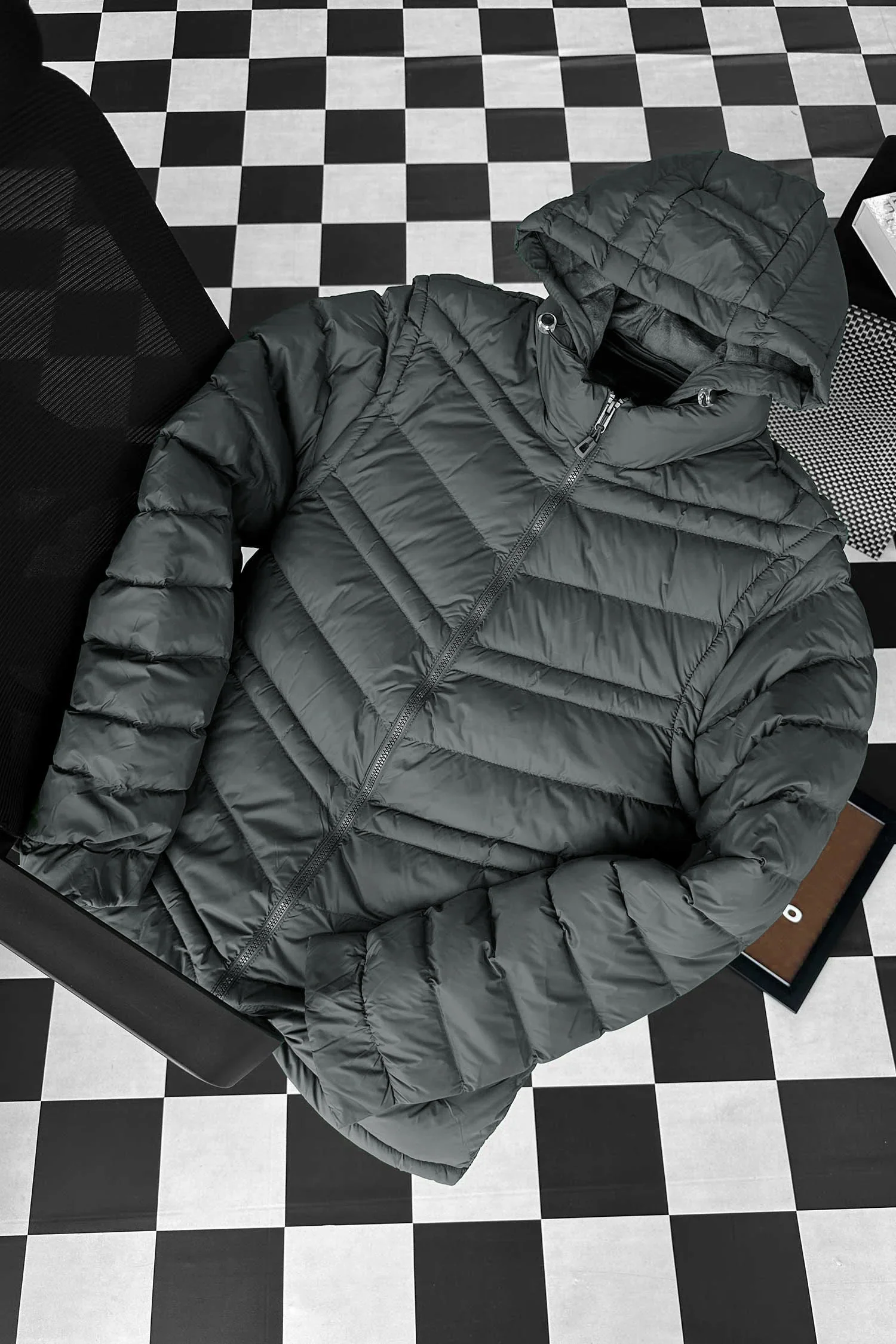 Thumbnail 7